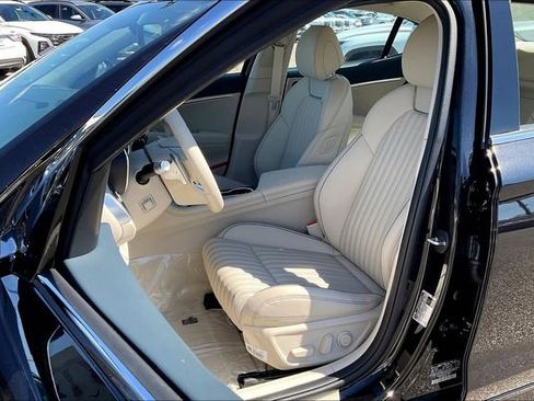 New 2026 Genesis G70 2.5T Prestige image 9