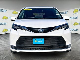 Used 2024 Toyota Sienna XLE video 2