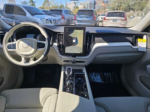 New 2026 Volvo XC60 T8 Ultra w/ Protection Package Premier AWD/4WD image 18