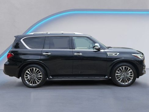 Used 2021 INFINITI QX80 Sensory w/ All-Season Package AWD/4WD image 3