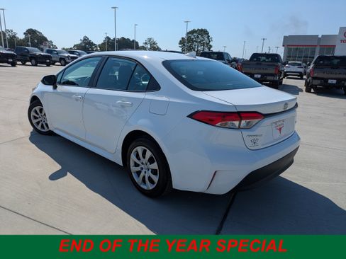 Certified 2023 Toyota Corolla LE image 5