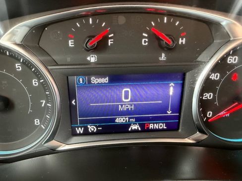 Used 2022 Chevrolet Equinox LT AWD/4WD image 13