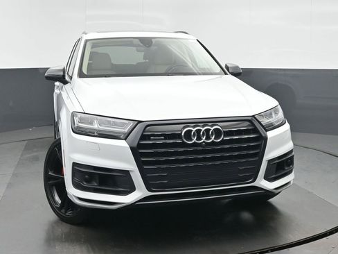 Used 2019 Audi Q7 3.0T Prestige image 8