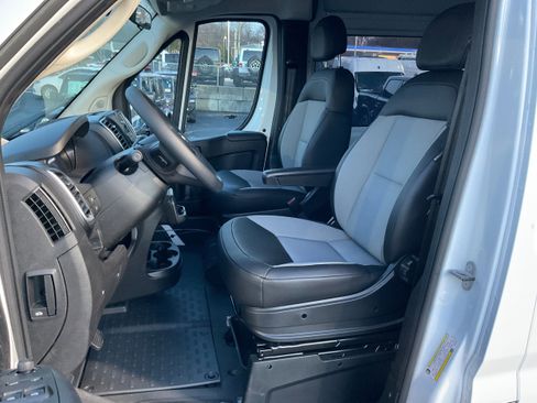 New 2026 RAM ProMaster 1500 w/ Quick Order Package 22G SLT image 10