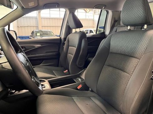 Used 2019 Honda Ridgeline Sport image 21