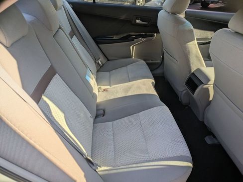 Used 2012 Toyota Camry LE image 21