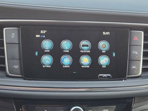 Used 2018 Buick Enclave Premium w/ Experience Buick Package FWD image 16