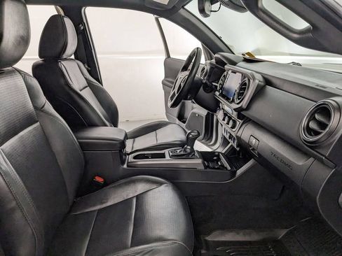 Used 2023 Toyota Tacoma TRD Sport w/ TRD Premium Sport Package RWD image 20