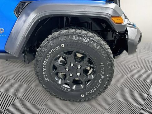 Used 2023 Jeep Wrangler Unlimited w/ Cold Weather Group AWD/4WD image 20