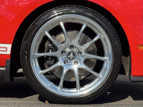 Used 2011 Ford Mustang Shelby GT500 w/ SVT Performance Pkg RWD image 9