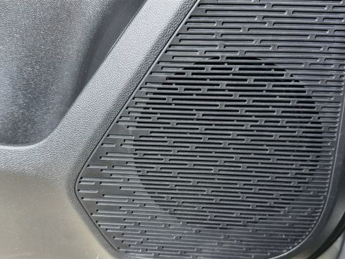 Used 2026 Chevrolet Equinox ACTIV FWD image 28