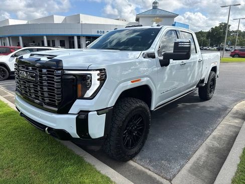 Used 2026 GMC Sierra 2500 Denali Ultimate AWD/4WD image 1