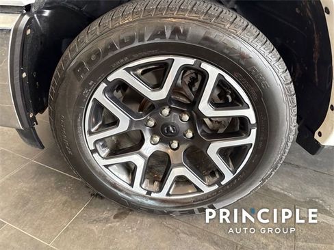 Used 2025 RAM 1500 Laramie image 22