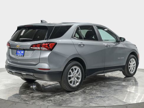 Used 2023 Chevrolet Equinox LT AWD/4WD image 7