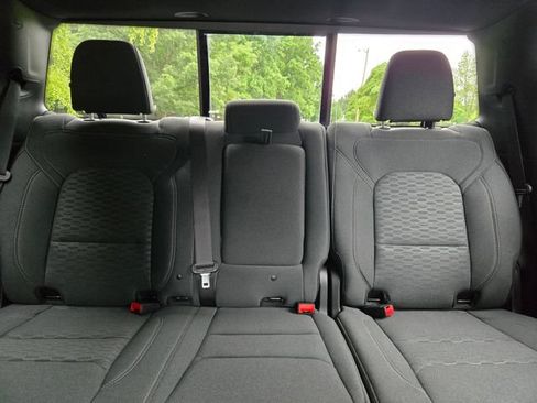Used 2025 RAM 1500 Tradesman w/ Night Edition AWD/4WD image 27