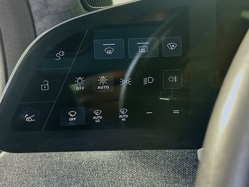 Used 2023 Lucid Air Pure AWD/4WD image 17