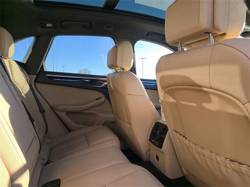New 2025 Porsche Macan image 15