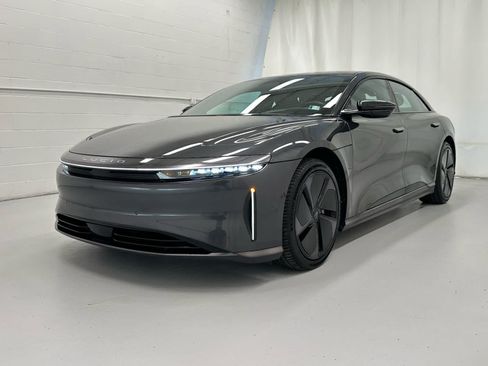 Used 2024 Lucid Air Touring AWD/4WD image 4
