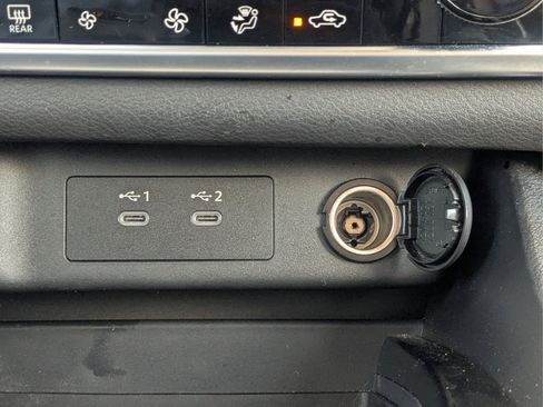 Used 2025 Nissan Rogue SV FWD image 22