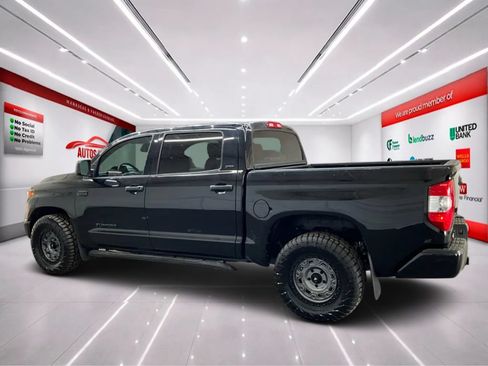 Used 2018 Toyota Tundra SR5 w/ SR5 Upgrade Package RWD image 4