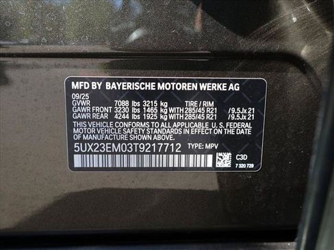 Certified 2026 BMW X7 xDrive40i w/ M Sport Package AWD/4WD image 30