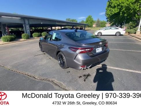 Used 2021 Toyota Camry XSE FWD image 5