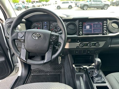Used 2022 Toyota Tacoma SR w/ SR Convenience Package RWD image 14