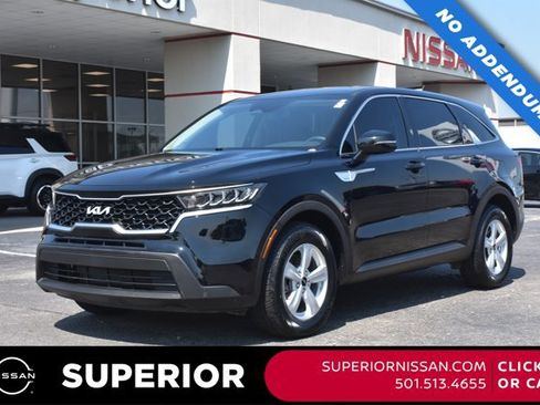 Used 2023 Kia Sorento LX FWD image 1