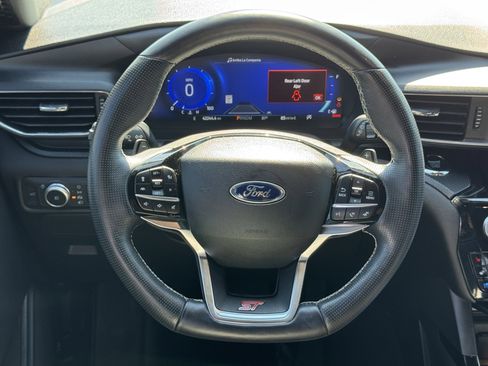 Used 2022 Ford Explorer ST w/ Equipment Group 401A AWD/4WD image 16