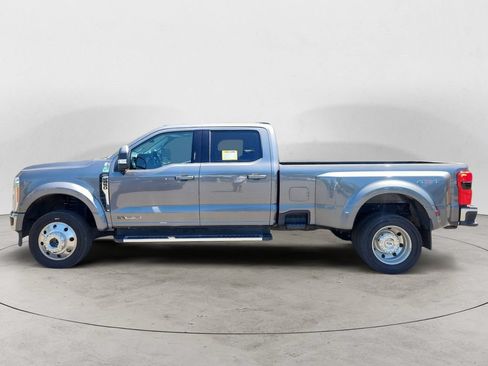 Certified 2023 Ford F450 Lariat w/ Camper Package AWD/4WD image 2
