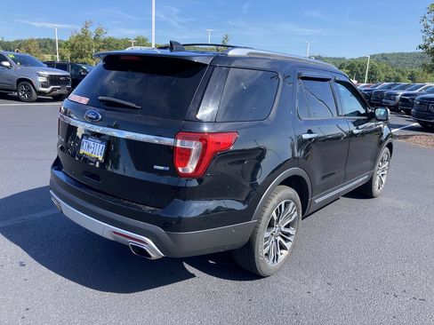 Used 2017 Ford Explorer Platinum AWD/4WD image 7