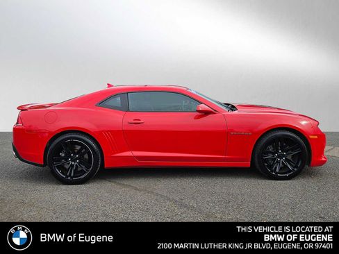 Used 2015 Chevrolet Camaro SS w/ RS Package RWD image 2