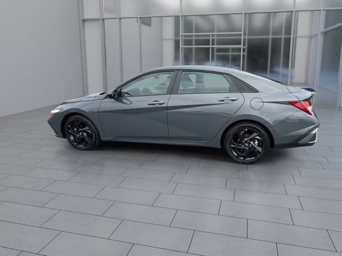 Certified 2026 Hyundai Elantra Sport w/ Cargo Package FWD image 5