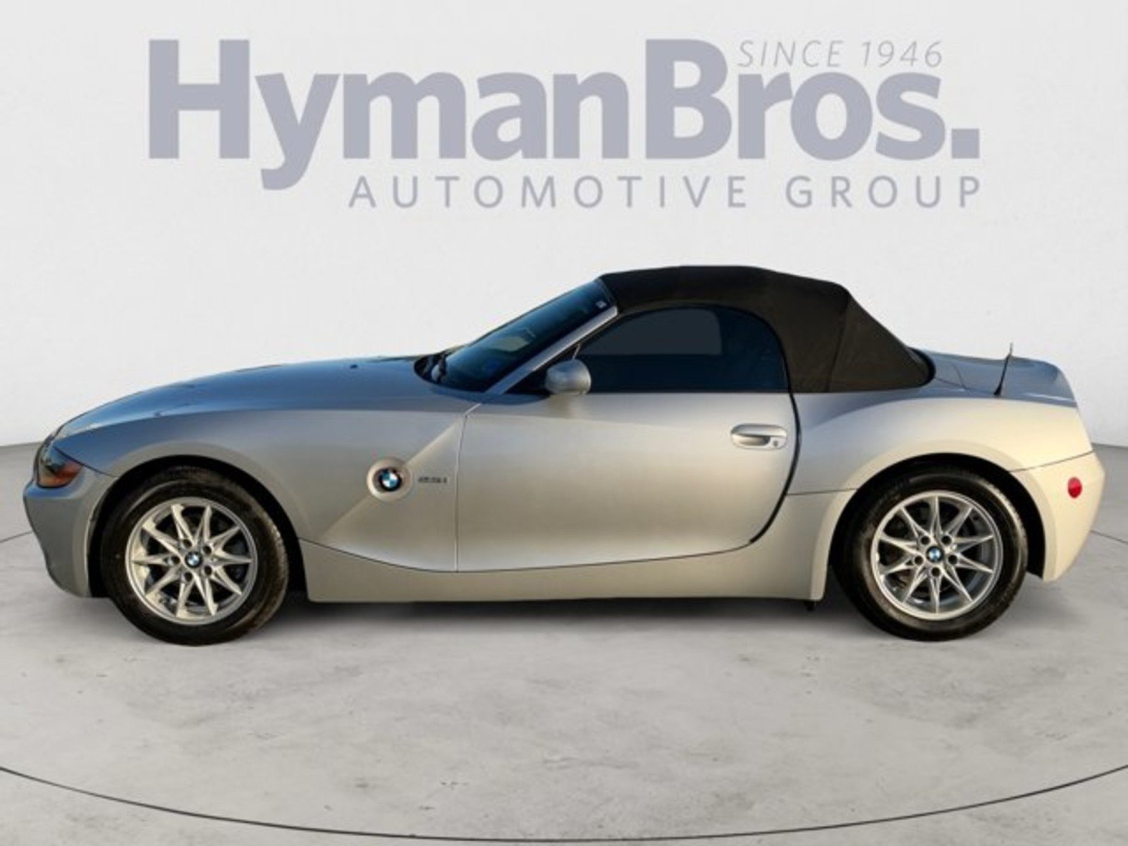 Used 2004 BMW Z4 2.5i RWD image 6