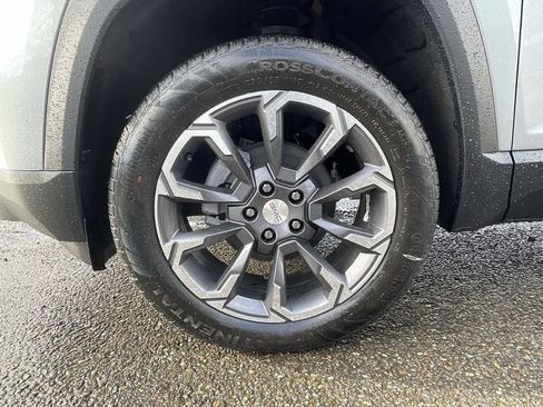 New 2026 GMC Terrain Elevation w/ Elevation Premium Package AWD/4WD image 32