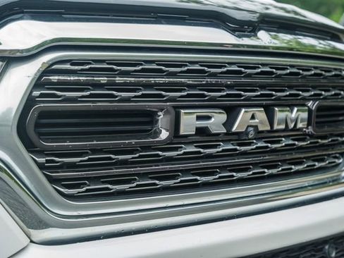 Used 2019 RAM 1500 Limited AWD/4WD image 15
