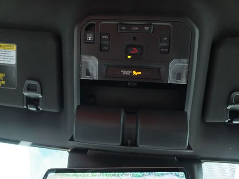 Used 2025 Toyota Tacoma TRD Pro AWD/4WD image 29