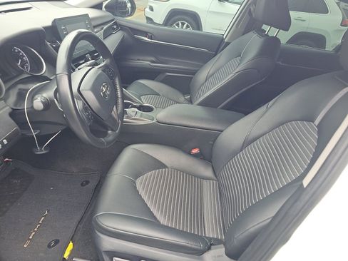 Used 2024 Toyota Camry SE FWD image 14