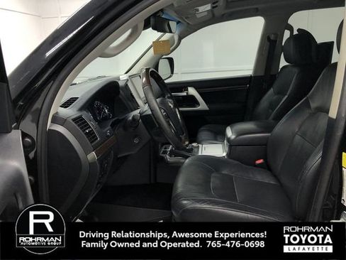 Used 2016 Toyota Land Cruiser AWD/4WD image 11