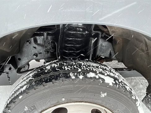 Used 2013 Ford F450 XL w/ Snow Plow Prep Pkg image 31