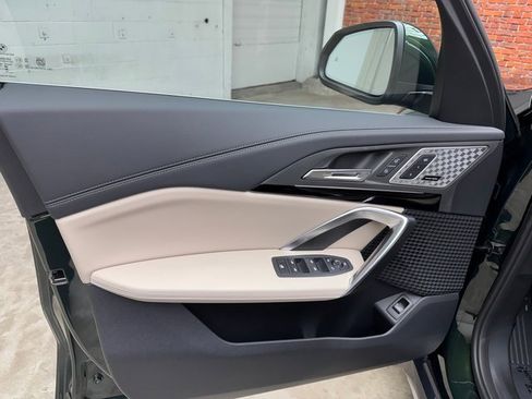 Used 2025 BMW X1 xDrive28i w/ Premium Package image 10