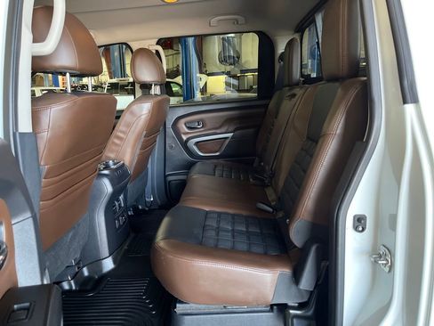 Used 2017 Nissan Titan Platinum Reserve AWD/4WD image 29