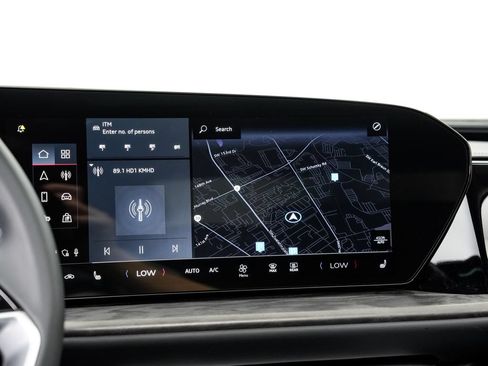 Certified 2025 Audi Q5 Premium w/ Convenience Package AWD/4WD image 13