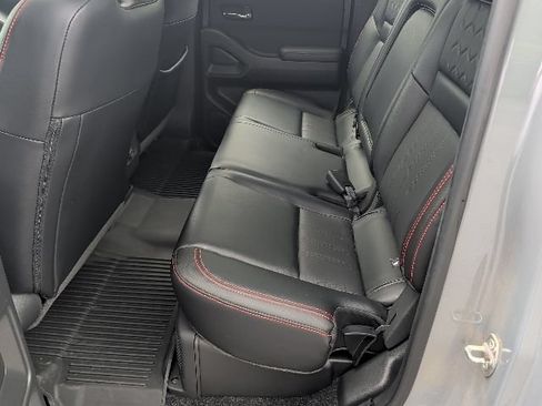 Used 2024 Nissan Frontier PRO-4X w/ Pro Premium Package AWD/4WD image 16