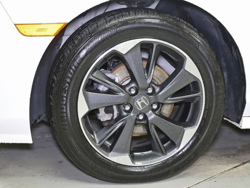 Certified 2023 Honda Odyssey Elite image 24