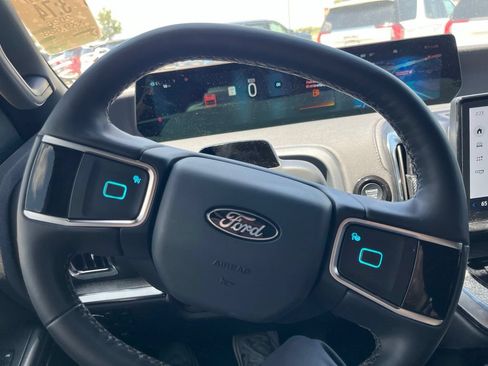 Used 2026 Ford Expedition Tremor AWD/4WD image 17