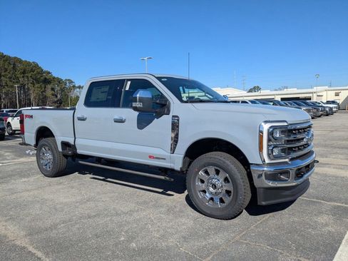 New 2026 Ford F250 King Ranch w/ Chrome Package AWD/4WD image 2