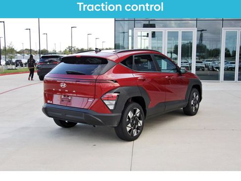 Certified 2024 Hyundai Kona SEL w/ Convenience Package image 8
