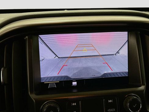 Used 2022 Chevrolet Colorado Z71 AWD/4WD image 13