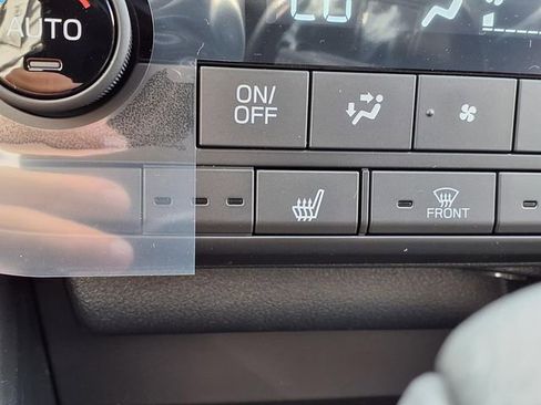 New 2026 Subaru Outback Limited AWD/4WD image 18